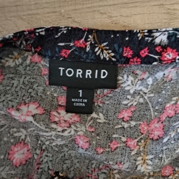 Torrid Babydoll Stretch Challis Zip-Front Tunic Top 1X - Picture 4 of 6